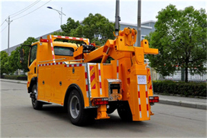 碾子山高速路拖车费