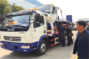 碾子山汽车道路救援拖车价格